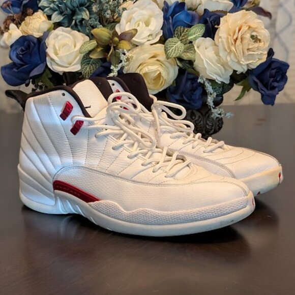 S7 2021 JORDAN 12 Retro Twist Sneakers - Picture 1 of 11
